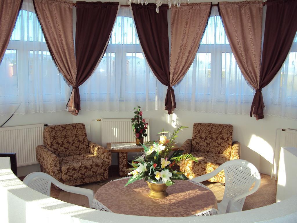 Pension Velicky Zamocek Poprad Dış mekan fotoğraf